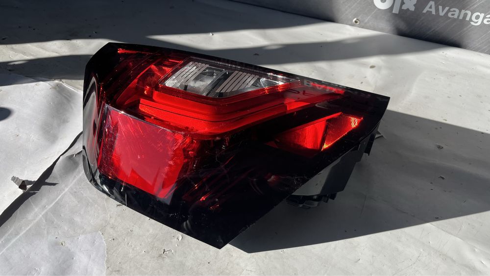 2 броя десен стоп Renault Kangoo 3 2020-