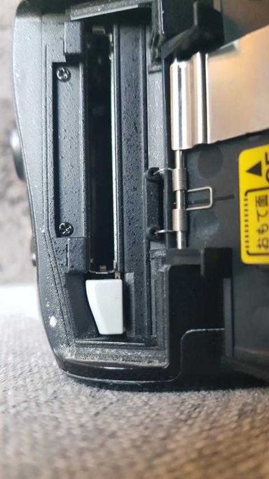 Nikon D700 body – Легендарно FX тяло, Супер запазено! 21,000 кадъра.