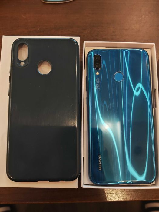 Смартфон Huawei P20 lite