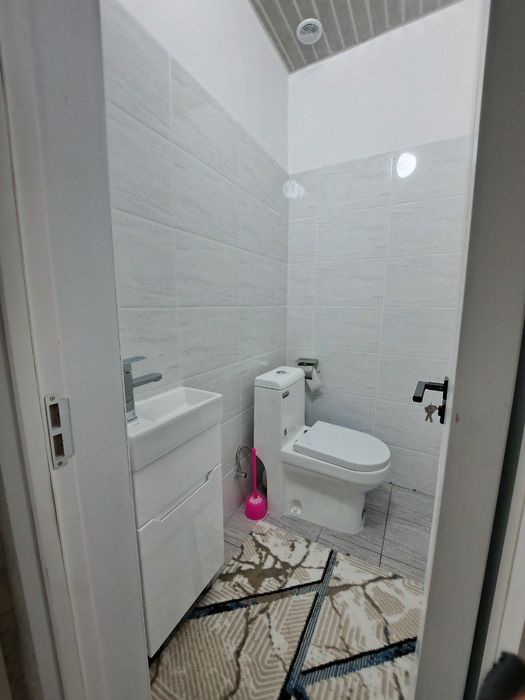 Сдаётся квартира 2-х комнатная в новoстройке