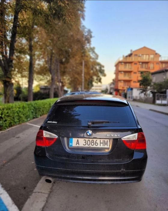 Автомобил BMW 320 Е91