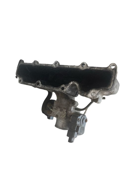 Galerie De Admisie + Clapeta De Acceleratie Toyota Rav 4 Iii _A3_ 2005