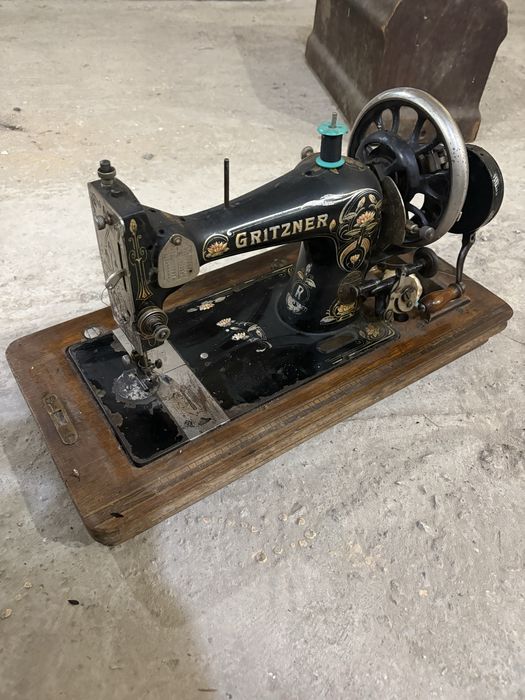 Ръчна шевна машина Gritzner Durlach