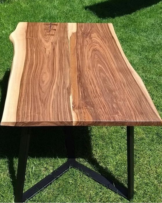 Плот от  масивно дърво ОРЕХ