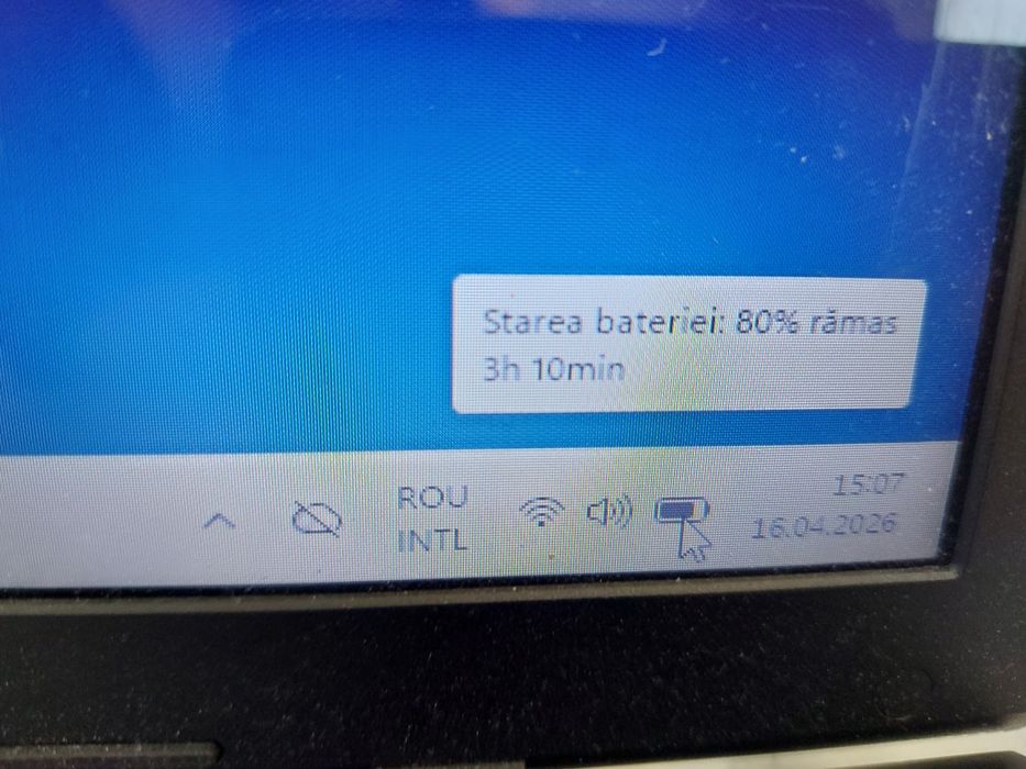 Laptop Toshiba Satellite L70-C i3 5015U