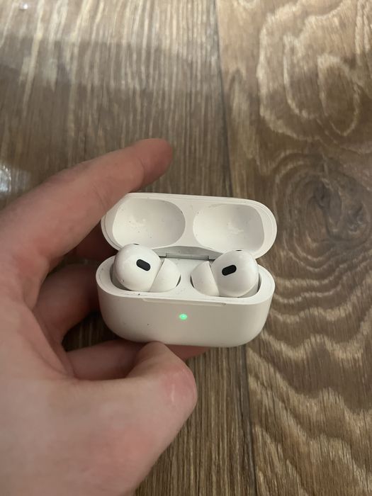 Airpodspro в идеальном состоянии оригинал