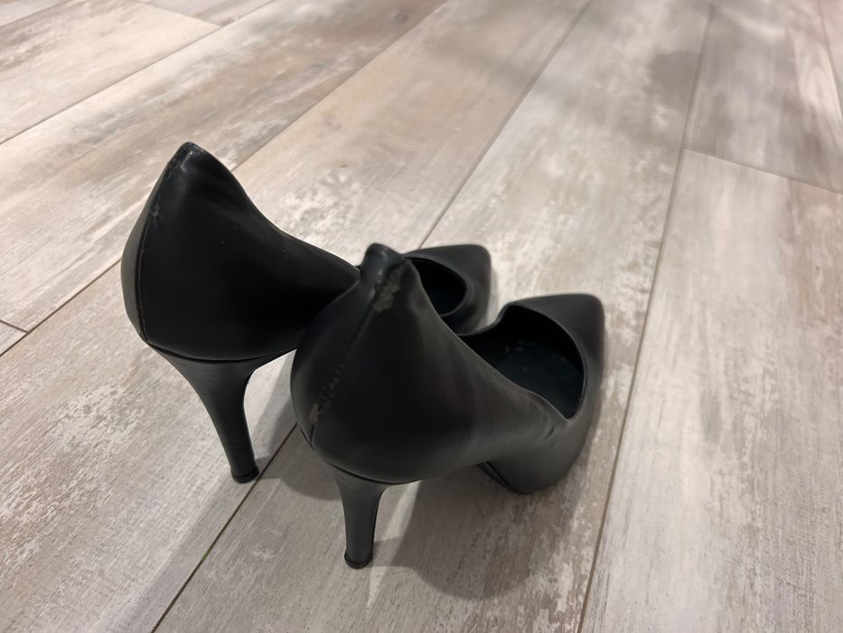 Pantofi Stileto !