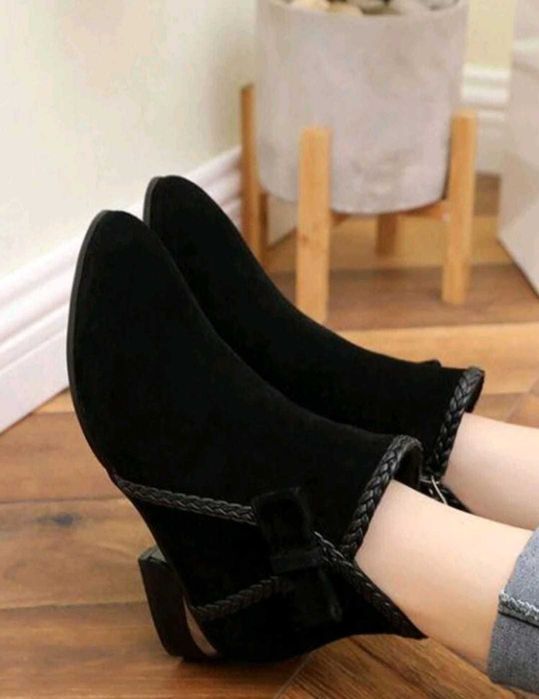 Дамски боти размер 40