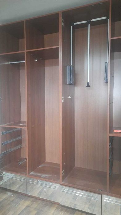 Шкаф четырехдверный зеркальный