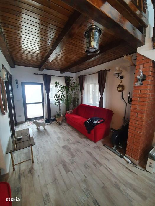 SALATRUC-VAMA-SUCEAVA- casa pretabila locuita sau cabana