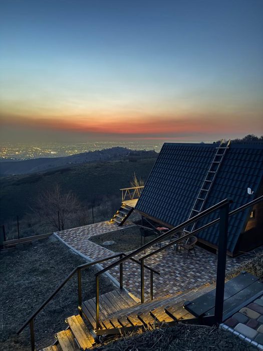 Домик с видом на город посуточно