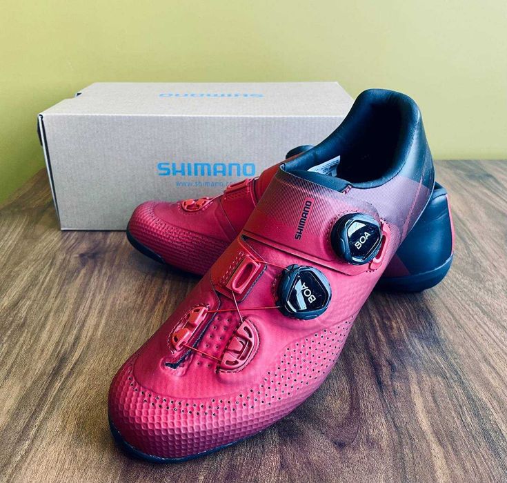 Профессиональные велотуфли Shimano RC7 SH-RC702