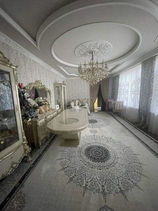 Продается дом в центре