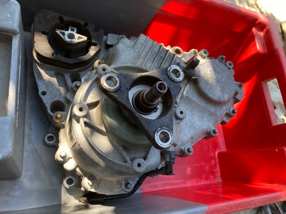 Раздатка BMW X5 E70 3.5D 286