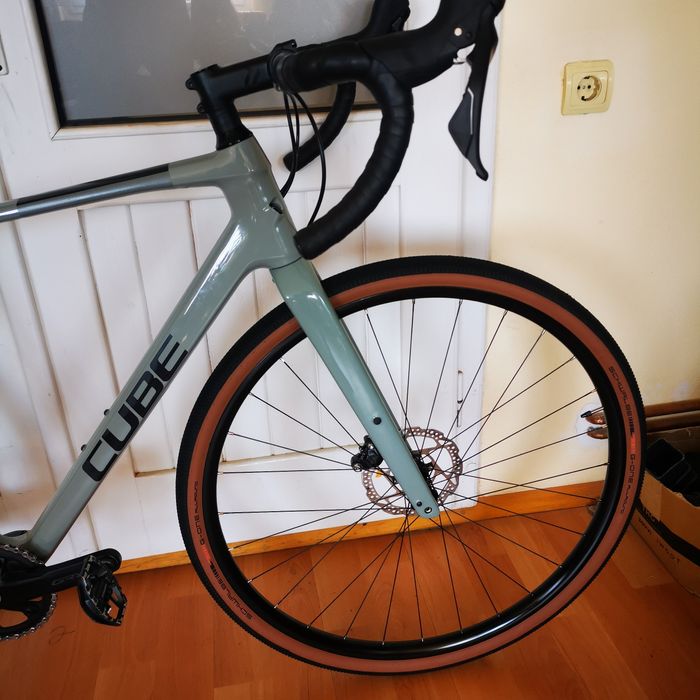 Bicicleta gravel carbon Cube Nuroad Pro noua GRX 2024