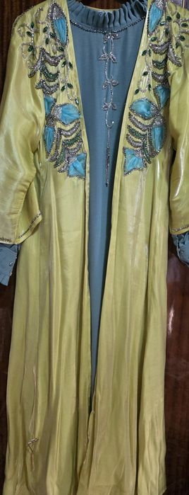 Dubayiski Abaya ,