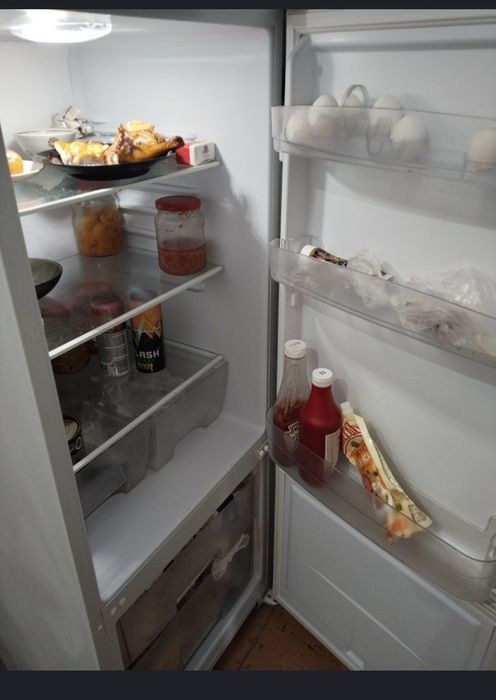 Продам срочно холодильник