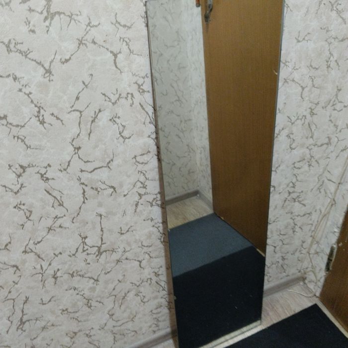 Продам  зеркало.