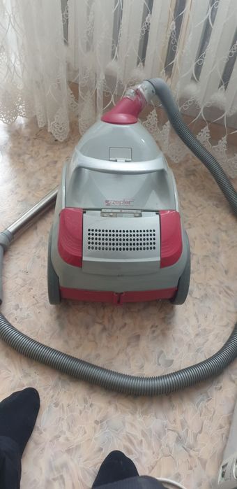 Продаю Пылесос ZEPTER