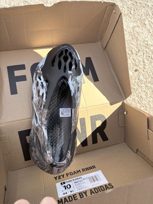Кроссовки Adidas Yeezy Foam Runner