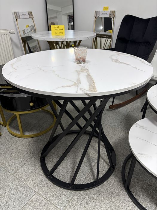 Masa rotunda de bucatarie