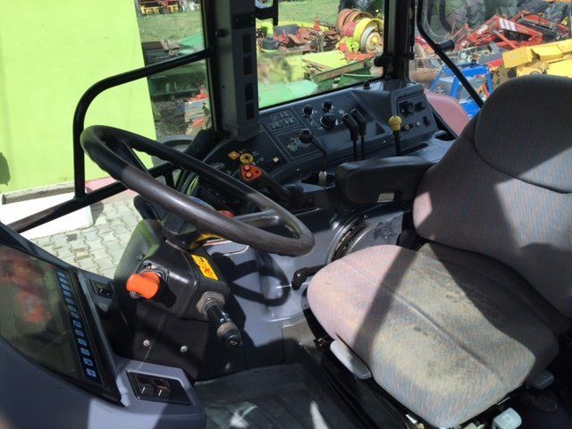 Dezmembram New Holland M100