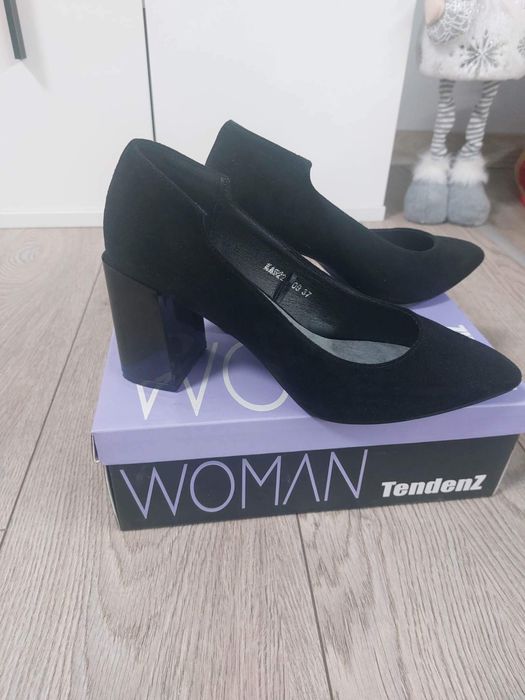 Дамски обувки Tendenz