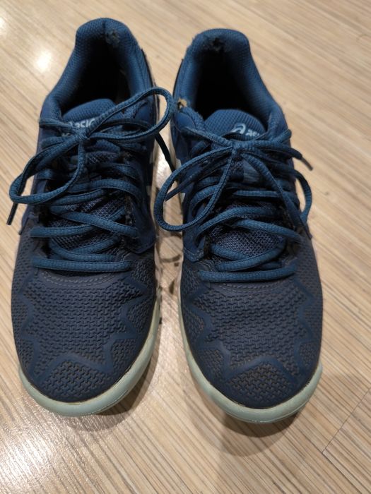 Маратонки за тенис Asics 34.5 i 36