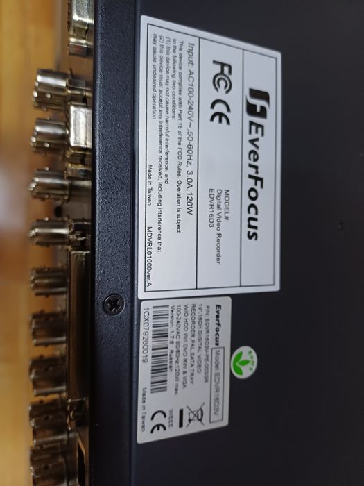 Видеорегистратор 32 камеры.