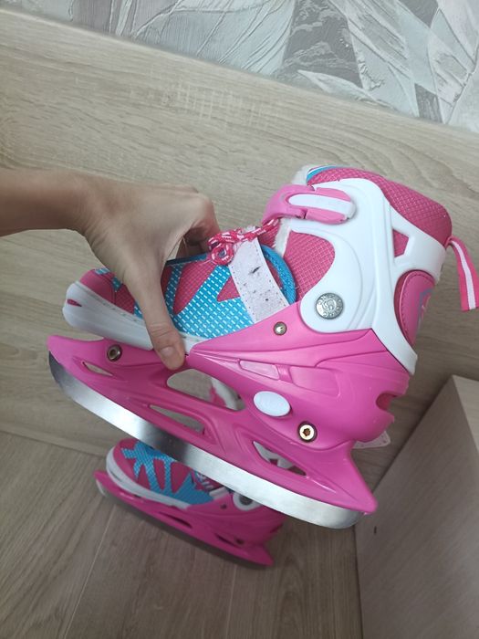 Коньки хоккейные для девочки