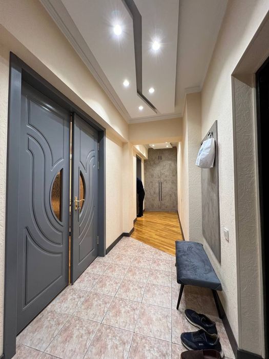 Срочно Сдаётся ЦУМ ц-7 2-комната евро ремонт укомплектованная