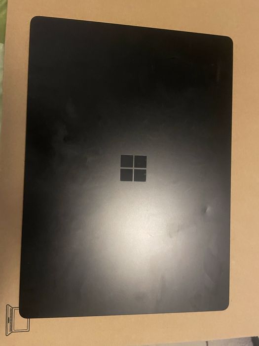 ‼️VAND URGENT‼️ Microsoft Surface Laptop 4