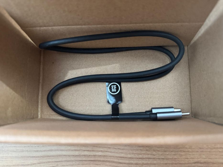 Докинг станция Bluebuilt с кабел/сив цвят