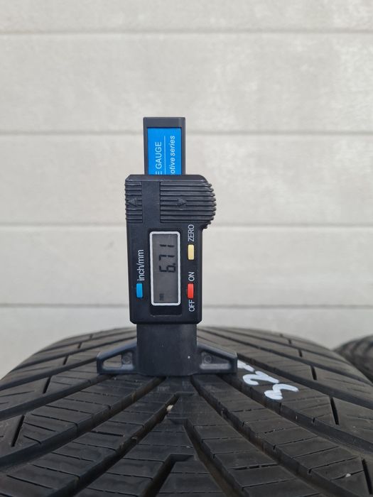 Всесезонни гуми 2 броя KUMHO Solous4s HA32 205 50 R17 дот 3223