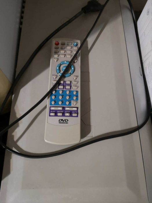 Работещо DVD с дистанционно