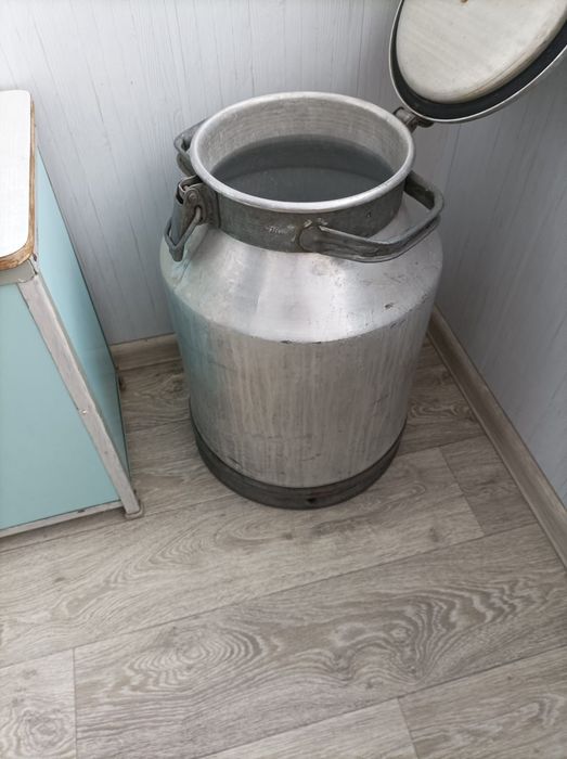 Продам  флягу алюминиевую