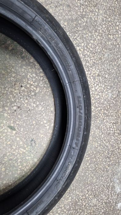 Мото сликове Bridgestone soft/ medium