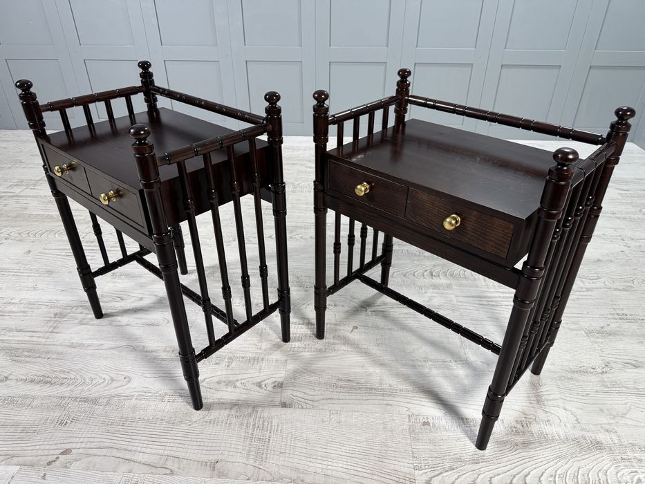 Нощни шкафчета в колониален стил Р294