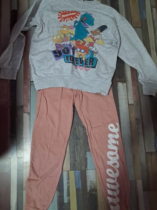 Дрехи за момиче 152