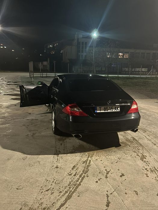 Продавам Mercedes cls 320