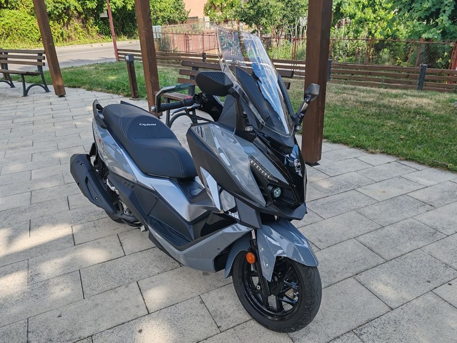 Sym Cruisym 300 ca nou 600km!!!