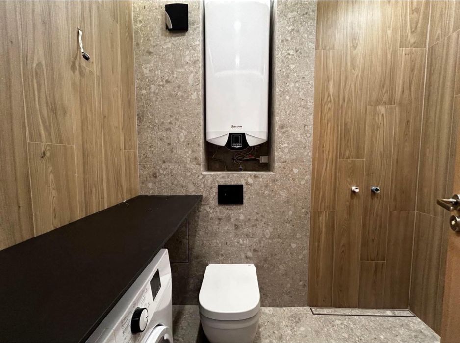 Продава се Двустаен апартамент в Варна, Базар Левски - 117 кв.м за 2137 €/кв.м - Снимка #6