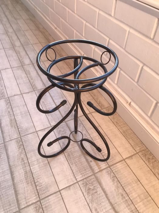 Подставка для цветов