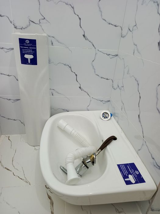 Yangi rakovina komplekti sotiladi