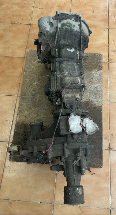 Cutie viteze Hyundai Galloper 2 2.5 turbo diesel intercooler