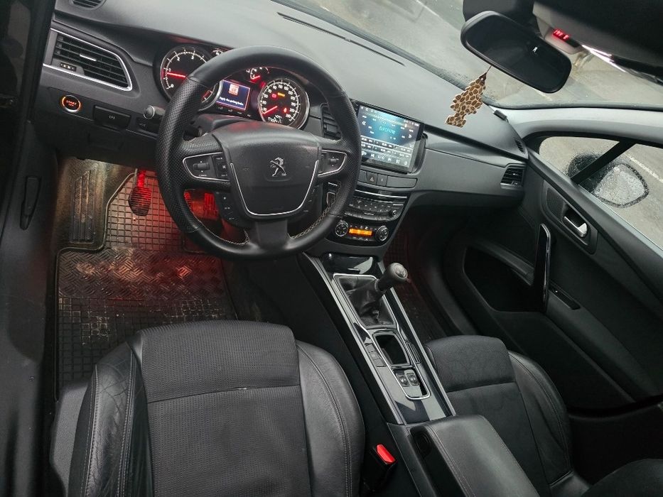 Dezmembrez Peugeot 508 8D_ 2011 2.0 Hdi Rhf 103Kw|140Hp