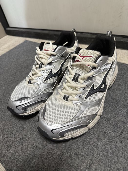 Кросовки Mizuno новые