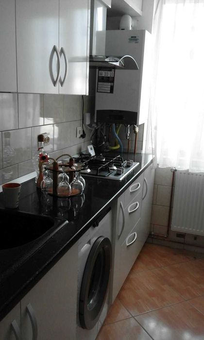 Apartament 2 camere de închiriat