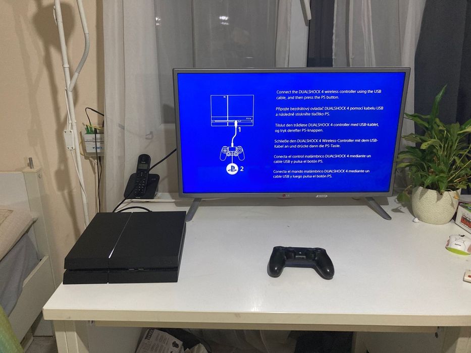 Vanzare PlayStation 4