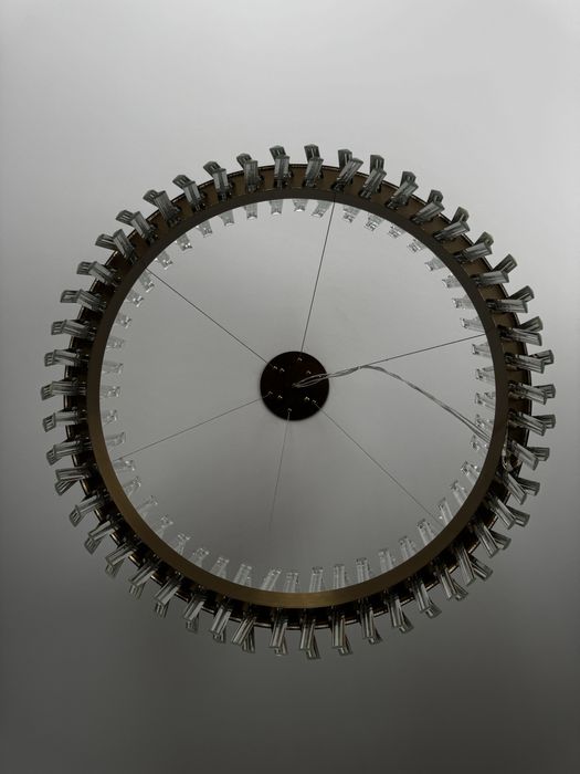 Продам люстру 45.000 тг